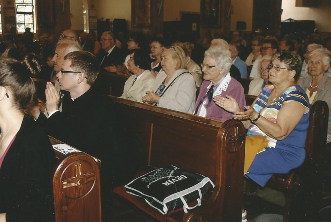 Uczestnicy mszy świętej